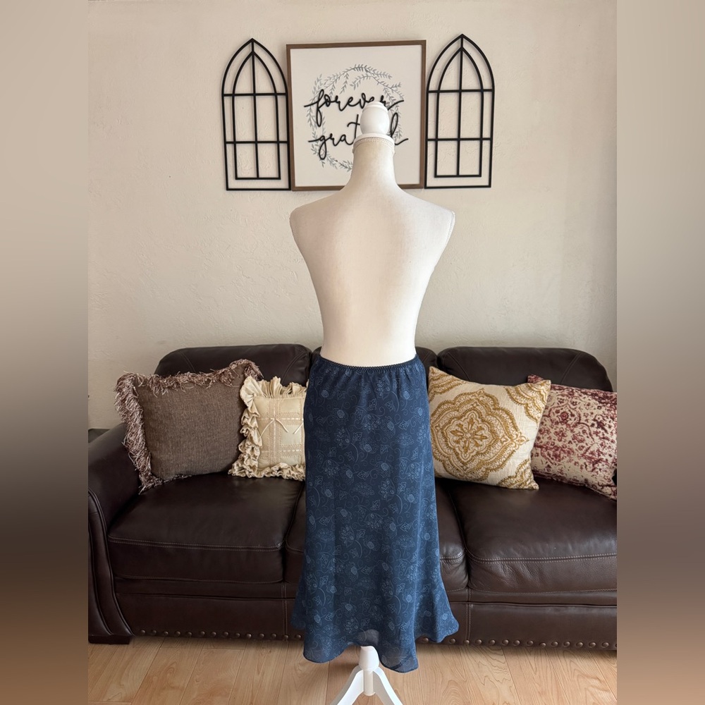 Vintage Y2K Navy Blue Paisley Floral Ruffled Hem Skirt Size M Whimsical - Picture 10 of 12
